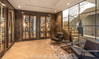 Spacieuse villa de luxe à vendre avec vue sur la mer et commodités 5 étoiles sur le Golden Mile de Marbella 63694 