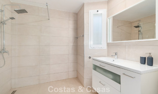 Villa de luxe méditerranéenne contemporaine à vendre dans un quartier résidentiel privilégié à Nueva Andalucia, Marbella 63606 