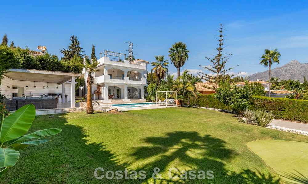 Villa de luxe méditerranéenne contemporaine à vendre dans un quartier résidentiel privilégié à Nueva Andalucia, Marbella 63613