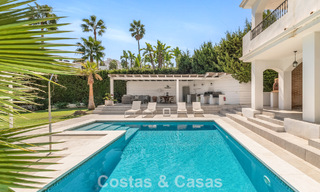 Villa de luxe méditerranéenne contemporaine à vendre dans un quartier résidentiel privilégié à Nueva Andalucia, Marbella 63615 