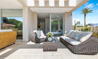 Villa neuve moderne à vendre à quelques pas de la plage et de toutes les commodités à San Pedro, Marbella 66984 
