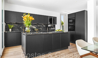 Villa neuve moderne à vendre à quelques pas de la plage et de toutes les commodités à San Pedro, Marbella 66999 