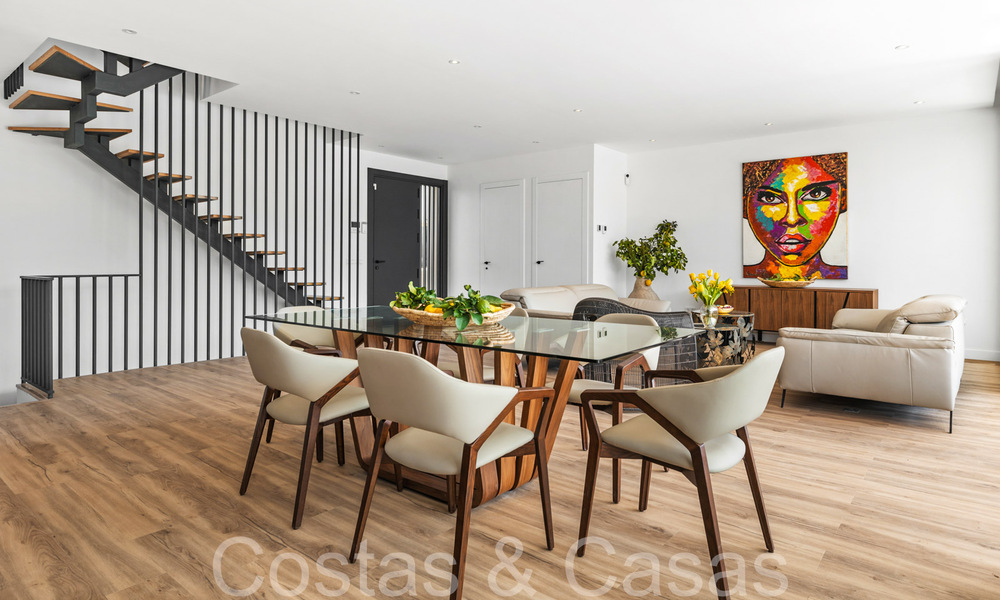 Villa neuve moderne à vendre à quelques pas de la plage et de toutes les commodités à San Pedro, Marbella 67003