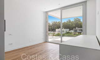 Villa neuve moderne à vendre à quelques pas de la plage et de toutes les commodités à San Pedro, Marbella 67009 