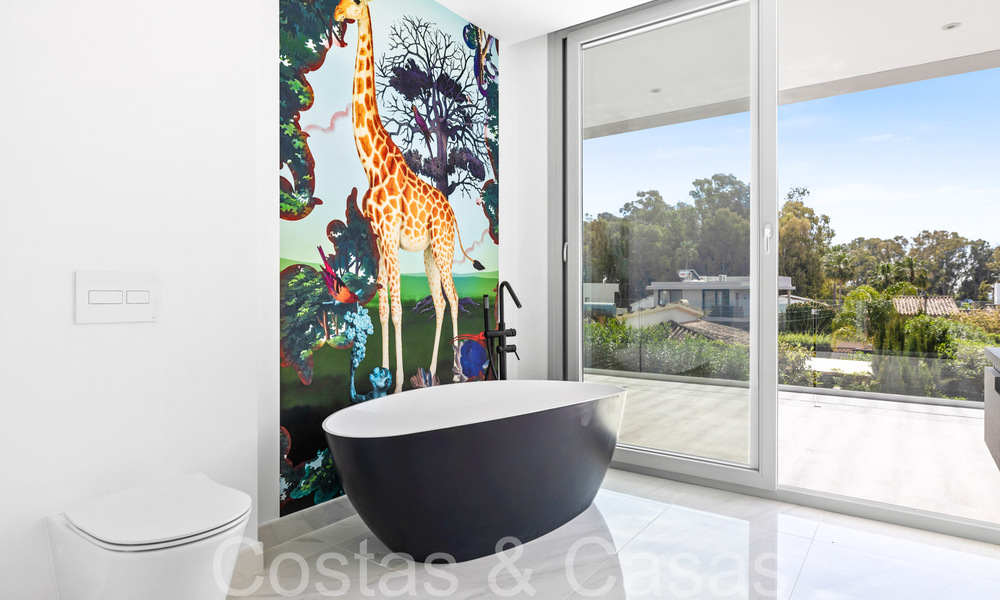 Villa neuve moderne à vendre à quelques pas de la plage et de toutes les commodités à San Pedro, Marbella 67016