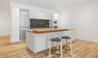 Villa neuve moderne à vendre à quelques pas de la plage et de toutes les commodités à San Pedro, Marbella 67028 