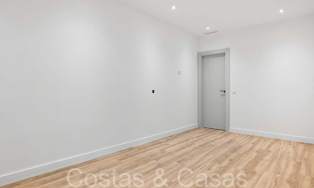 Villa neuve moderne à vendre à quelques pas de la plage et de toutes les commodités à San Pedro, Marbella 67029