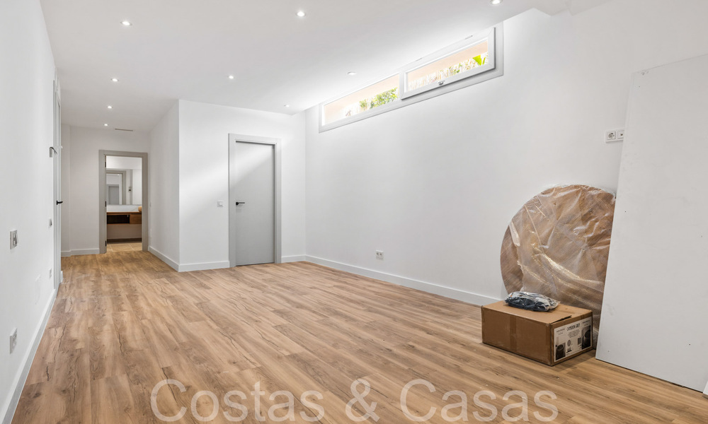 Villa neuve moderne à vendre à quelques pas de la plage et de toutes les commodités à San Pedro, Marbella 67036