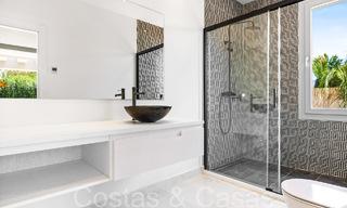 Villa neuve moderne à vendre à quelques pas de la plage et de toutes les commodités à San Pedro, Marbella 67044 