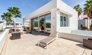 Villa de luxe moderniste à vendre dans un quartier naturel très recherché à l'est du centre de Marbella 63818 