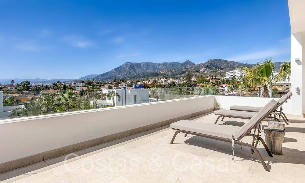 Villa contemporaine de luxe à vendre, dans une urbanisation privilégiée et sécurisée à l'est de Marbella 63829