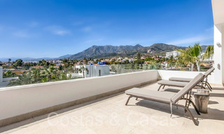 Villa contemporaine de luxe à vendre, dans une urbanisation privilégiée et sécurisée à l'est de Marbella 63829 
