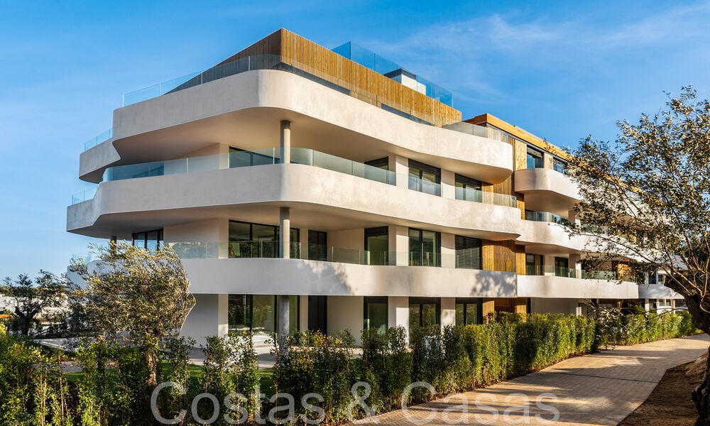 Appartements neufs, durables et luxueux à vendre dans la communauté sécurisée de Sotogrande, Costa del Sol 63847