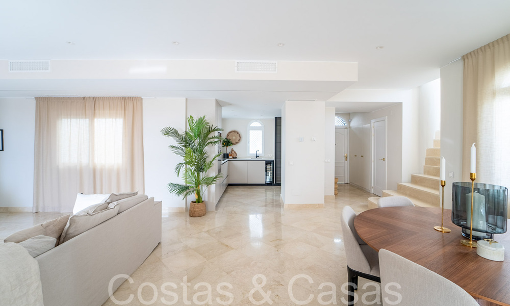 Penthouse exclusif avec piscine privée et vue panoramique sur la mer à vendre dans un complexe méditerranéen sur le Golden Mile de Marbella 63915