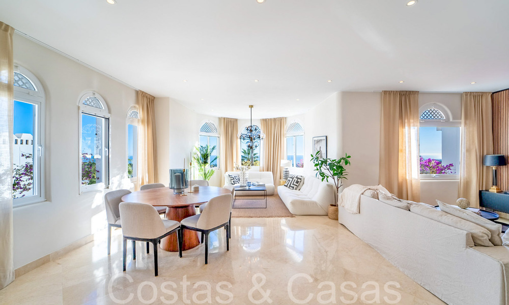 Penthouse exclusif avec piscine privée et vue panoramique sur la mer à vendre dans un complexe méditerranéen sur le Golden Mile de Marbella 63937