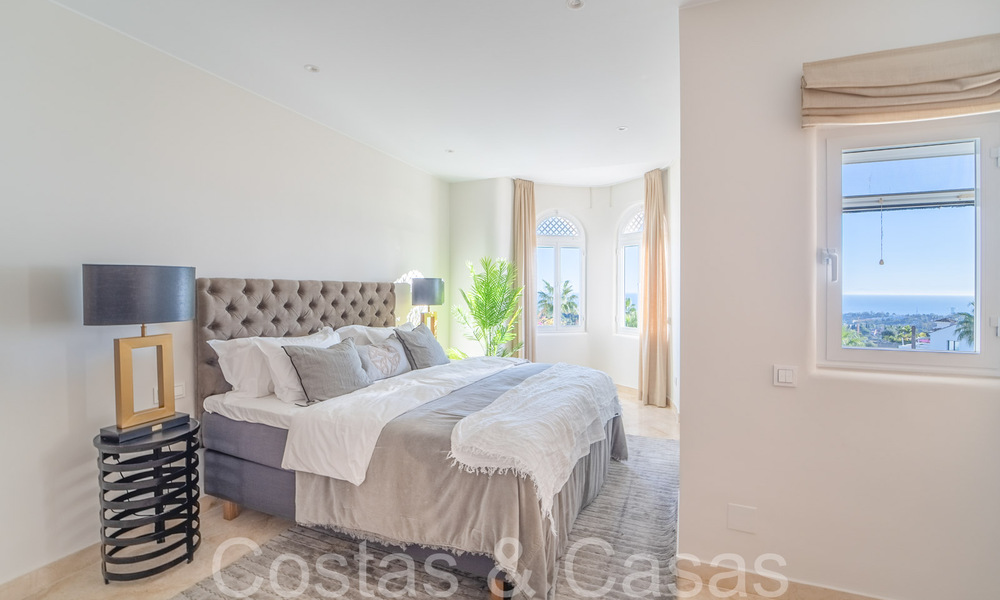 Penthouse exclusif avec piscine privée et vue panoramique sur la mer à vendre dans un complexe méditerranéen sur le Golden Mile de Marbella 63944