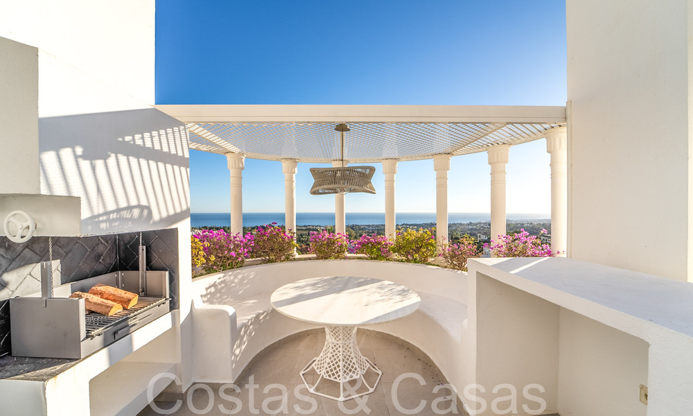 Penthouse exclusif avec piscine privée et vue panoramique sur la mer à vendre dans un complexe méditerranéen sur le Golden Mile de Marbella 63948