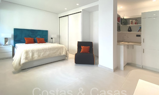 Villa design sophistiquée à vendre au bord d'un terrain de golf dans un complexe prestigieux à Sotogrande - San Roque, Costa del Sol 63994 