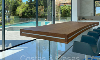 Villa design sophistiquée à vendre au bord d'un terrain de golf dans un complexe prestigieux à Sotogrande - San Roque, Costa del Sol 63996 