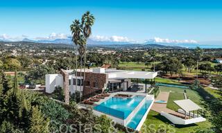 Villa design sophistiquée à vendre au bord d'un terrain de golf dans un complexe prestigieux à Sotogrande - San Roque, Costa del Sol 63997 