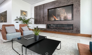 Villa design sophistiquée à vendre au bord d'un terrain de golf dans un complexe prestigieux à Sotogrande - San Roque, Costa del Sol 64010 