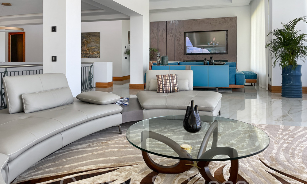 Villa design sophistiquée à vendre au bord d'un terrain de golf dans un complexe prestigieux à Sotogrande - San Roque, Costa del Sol 64011