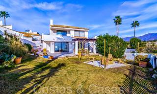 Villa méditerranéenne à vendre sur une plage renommée près du centre d'Estepona 64015 