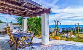 Villa méditerranéenne à vendre sur une plage renommée près du centre d'Estepona 64020 