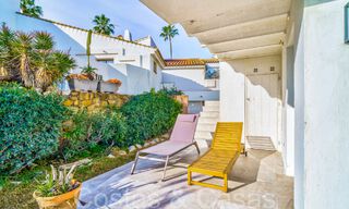 Villa méditerranéenne à vendre sur une plage renommée près du centre d'Estepona 64023 