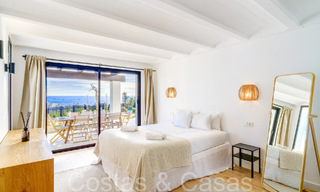 Villa méditerranéenne à vendre sur une plage renommée près du centre d'Estepona 64024 