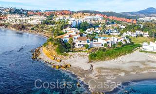 Villa méditerranéenne à vendre sur une plage renommée près du centre d'Estepona 64057 