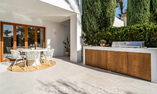 Maison de prestige rénovée à vendre entourée de terrains de golf dans la vallée du golf de Nueva Andalucia, Marbella 64129 