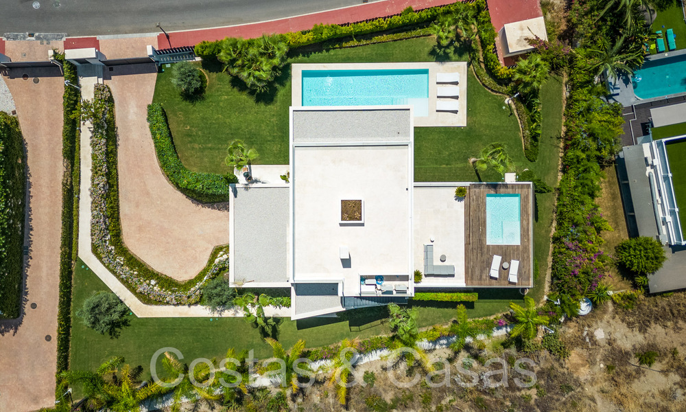 Villa de luxe supérieure à l'architecture moderne à vendre à deux pas de la vallée du golf de Nueva Andalucia, Marbella 64176