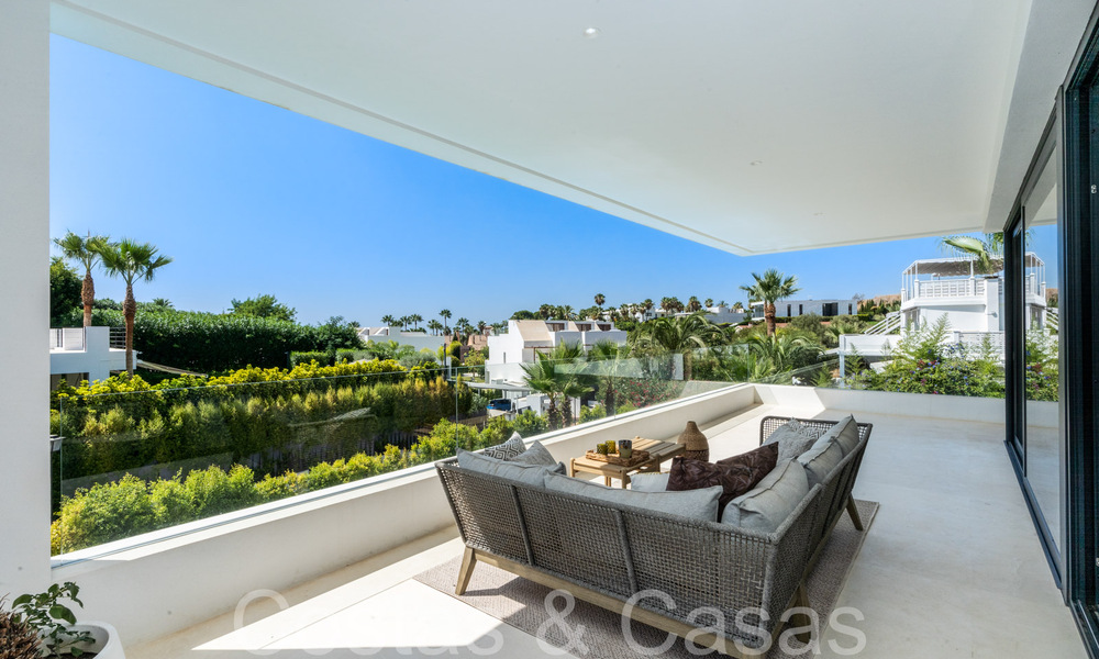 Villa de luxe supérieure à l'architecture moderne à vendre à deux pas de la vallée du golf de Nueva Andalucia, Marbella 64192