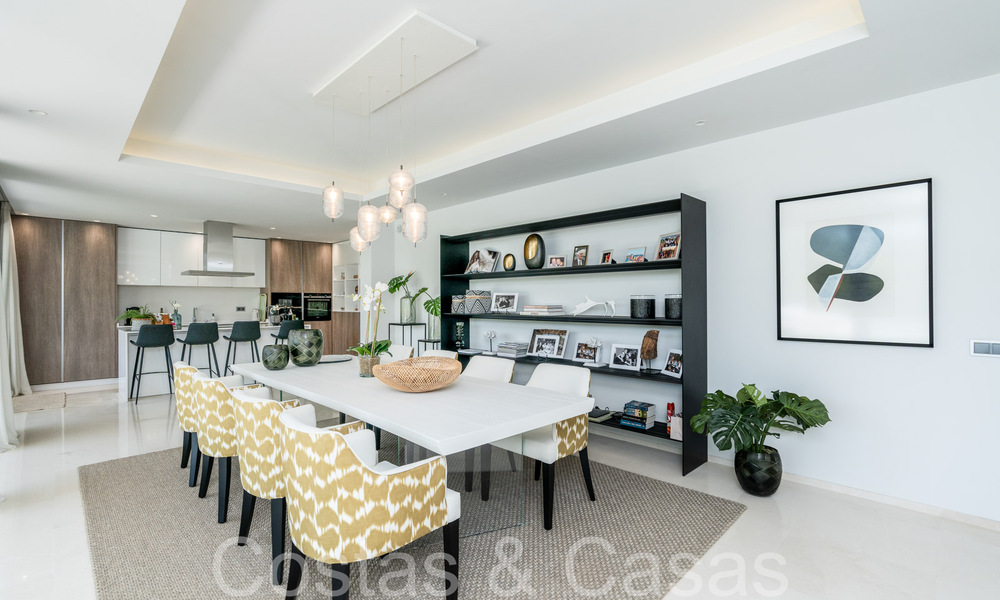 Villa de luxe supérieure à l'architecture moderne à vendre à deux pas de la vallée du golf de Nueva Andalucia, Marbella 64219