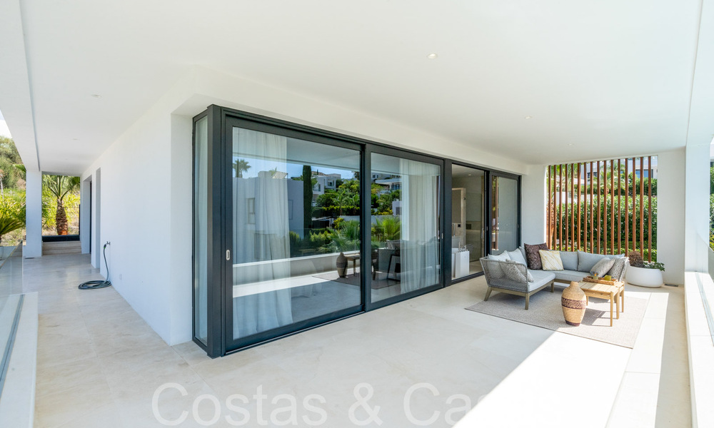 Villa de luxe supérieure à l'architecture moderne à vendre à deux pas de la vallée du golf de Nueva Andalucia, Marbella 64223