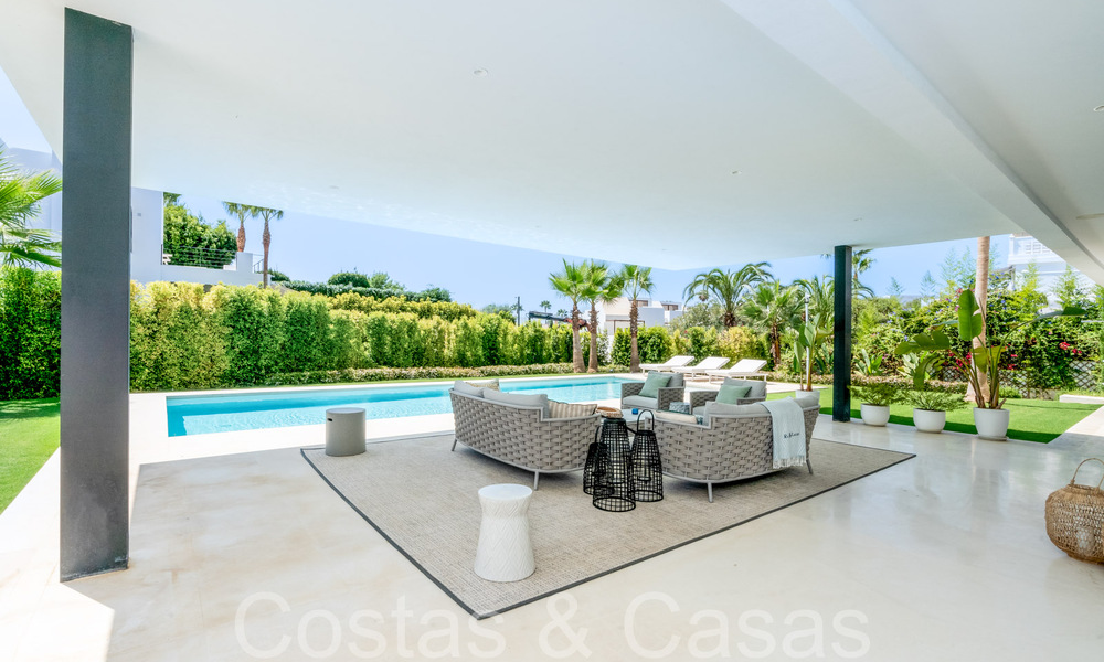 Villa de luxe supérieure à l'architecture moderne à vendre à deux pas de la vallée du golf de Nueva Andalucia, Marbella 64227