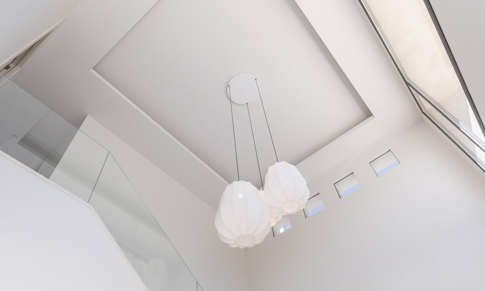 Villa de luxe supérieure à l'architecture moderne à vendre à deux pas de la vallée du golf de Nueva Andalucia, Marbella 64238