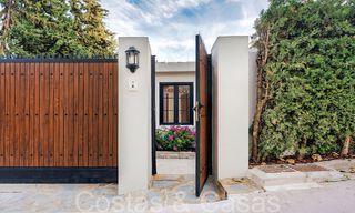 Villa de luxe méditerranéenne avec logement d'invités séparée à vendre à Nueva Andalucia, Marbella 64422 