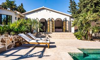Villa de luxe méditerranéenne avec logement d'invités séparée à vendre à Nueva Andalucia, Marbella 64432 