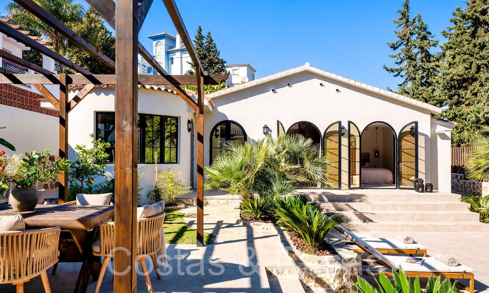 Villa de luxe méditerranéenne avec logement d'invités séparée à vendre à Nueva Andalucia, Marbella 64436