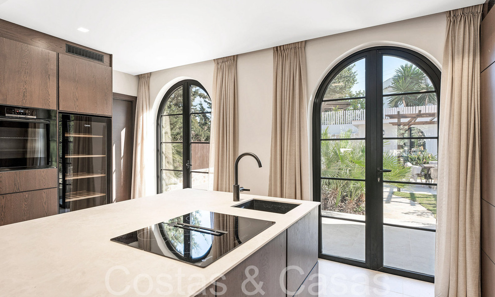 Villa de luxe méditerranéenne avec logement d'invités séparée à vendre à Nueva Andalucia, Marbella 64438