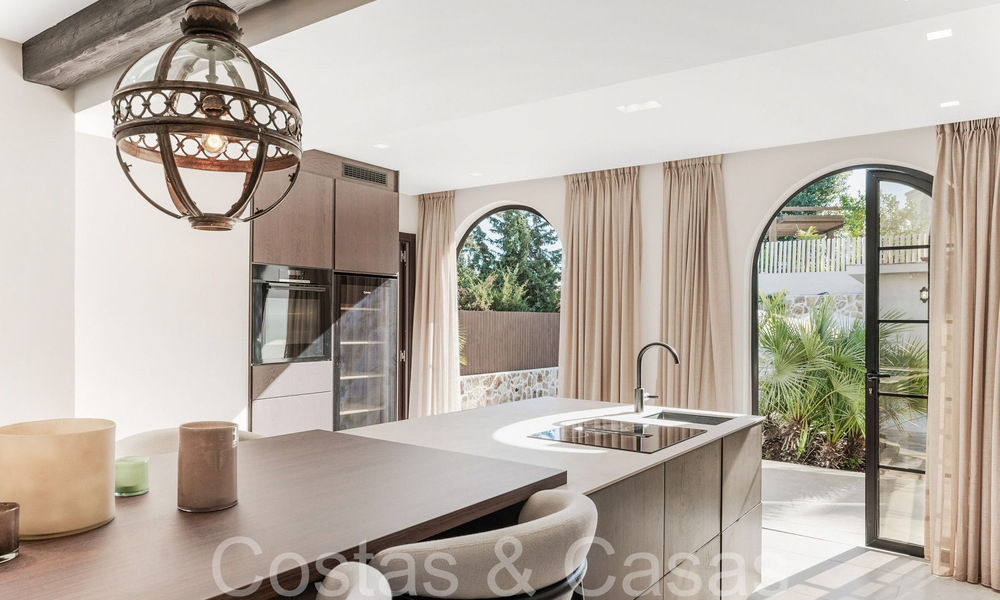 Villa de luxe méditerranéenne avec logement d'invités séparée à vendre à Nueva Andalucia, Marbella 64443
