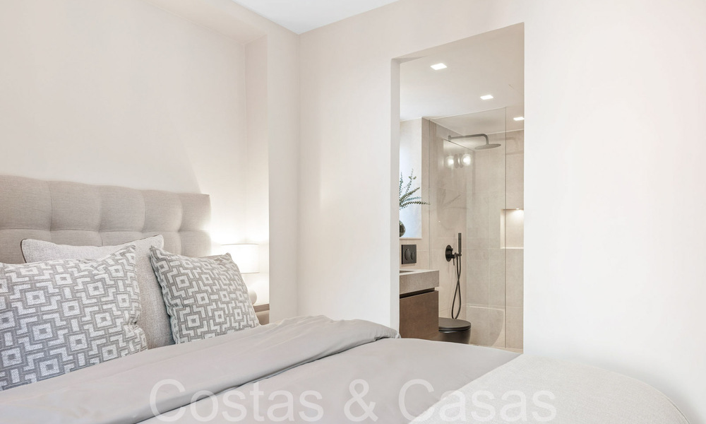 Villa de luxe méditerranéenne avec logement d'invités séparée à vendre à Nueva Andalucia, Marbella 64446