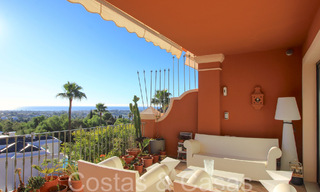 Penthouse prêt à emménager à vendre avec de magnifiques vues sur la mer à Benahavis - Marbella 64293 