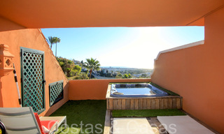 Penthouse de 3 chambres prêt à emménager à vendre avec de magnifiques vues sur la mer à Benahavis - Marbella 64296 