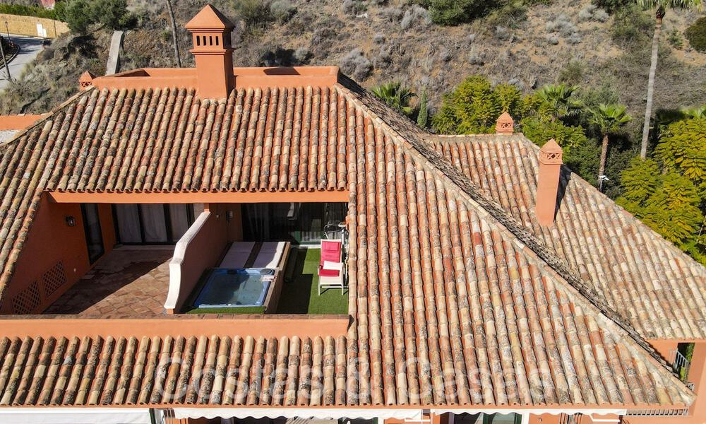 Penthouse prêt à emménager à vendre avec de magnifiques vues sur la mer à Benahavis - Marbella 64304