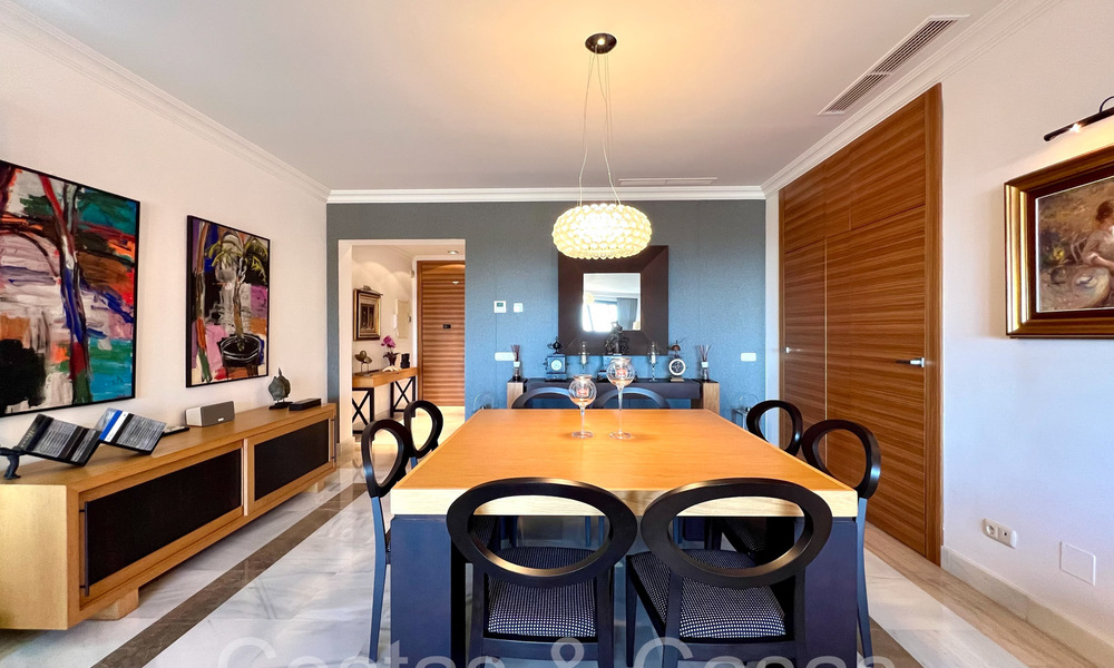 Penthouse prêt à emménager à vendre avec de magnifiques vues sur la mer à Benahavis - Marbella 64307