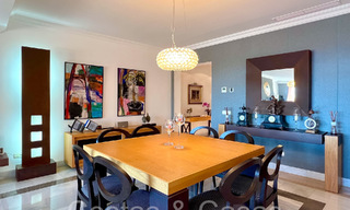 Penthouse prêt à emménager à vendre avec de magnifiques vues sur la mer à Benahavis - Marbella 64310 