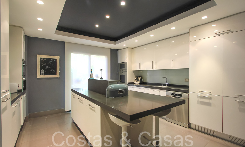 Penthouse prêt à emménager à vendre avec de magnifiques vues sur la mer à Benahavis - Marbella 64322